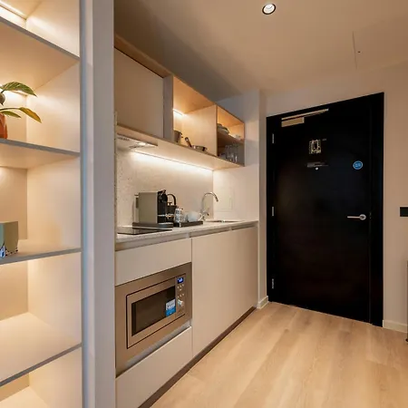 The Social Hub Extended Hotel 4*