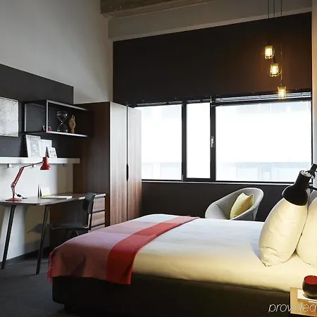 Hotel The Social Hub Extended 4*
