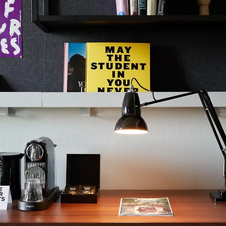 The Social Hub Extended