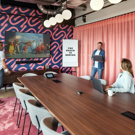 The Social Hub Extended Amsterdam