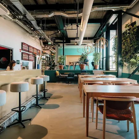The Social Hub Extended