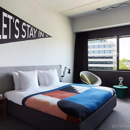 Hotel The Social Hub Extended 4*