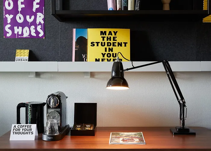 The Social Hub Extended