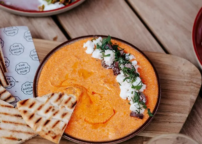 The Social Hub Extended