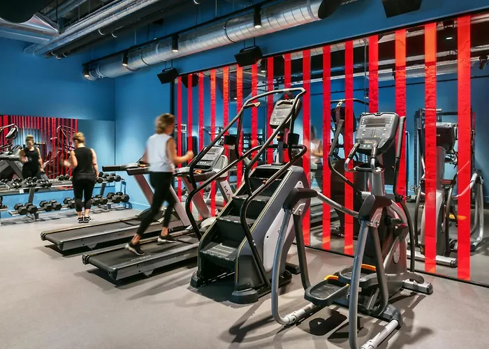 The Social Hub Extended 4*