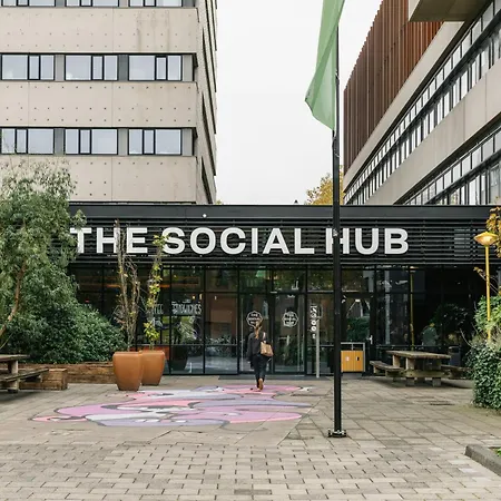 The Social Hub Extended 4*